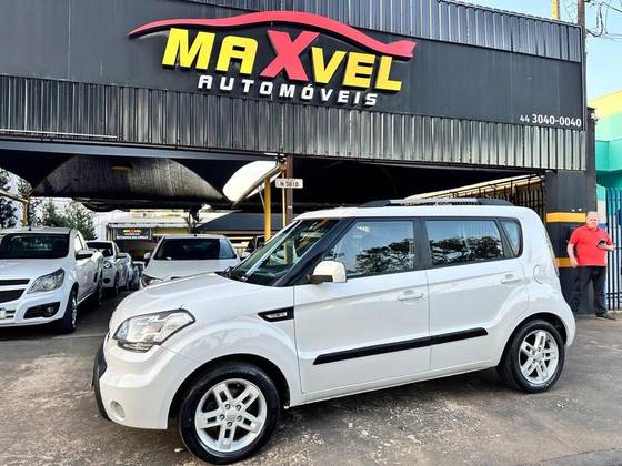 KIA SOUL 1.6 EX 16V FLEX 4P AUTOMÁTICO KIA SOUL 1.6 EX 16V FLEX 4P AUTOMÁTICO